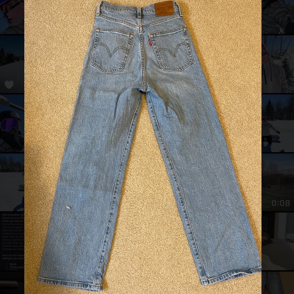 Levi’s Ribcage Straight Jeans